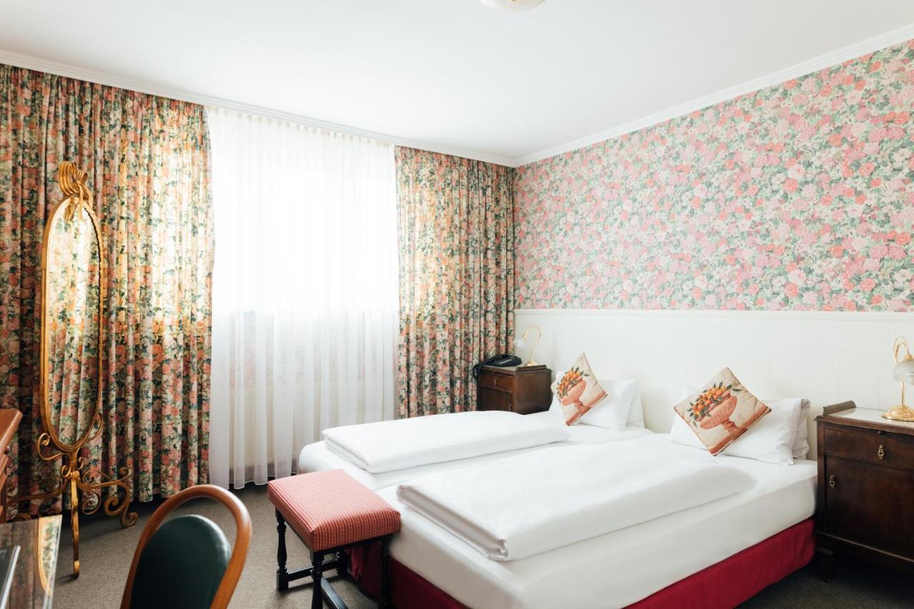 Das Kleine Hotel In Ruhiger Stadtlage Wiesbaden Bagian luar foto